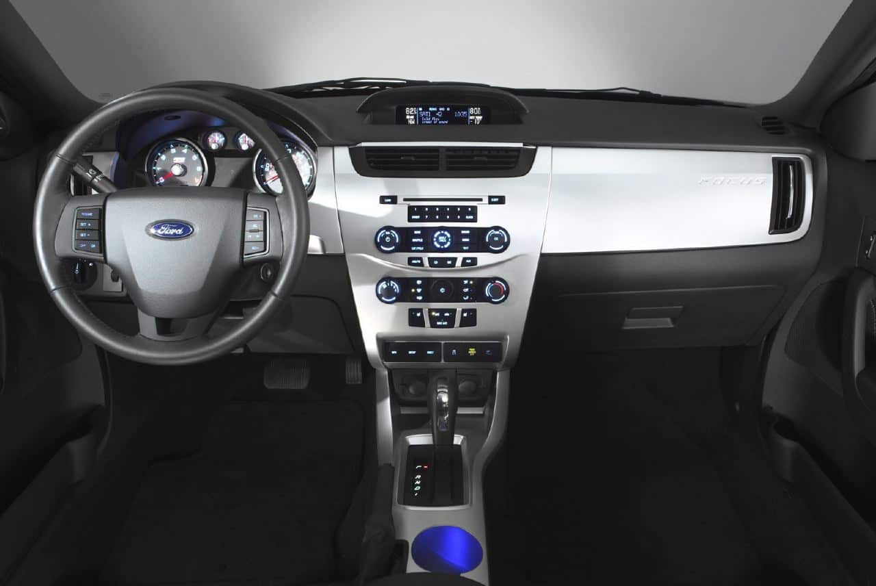 Ford Kuga: технические характеристики, цены, отзывы, фото ...