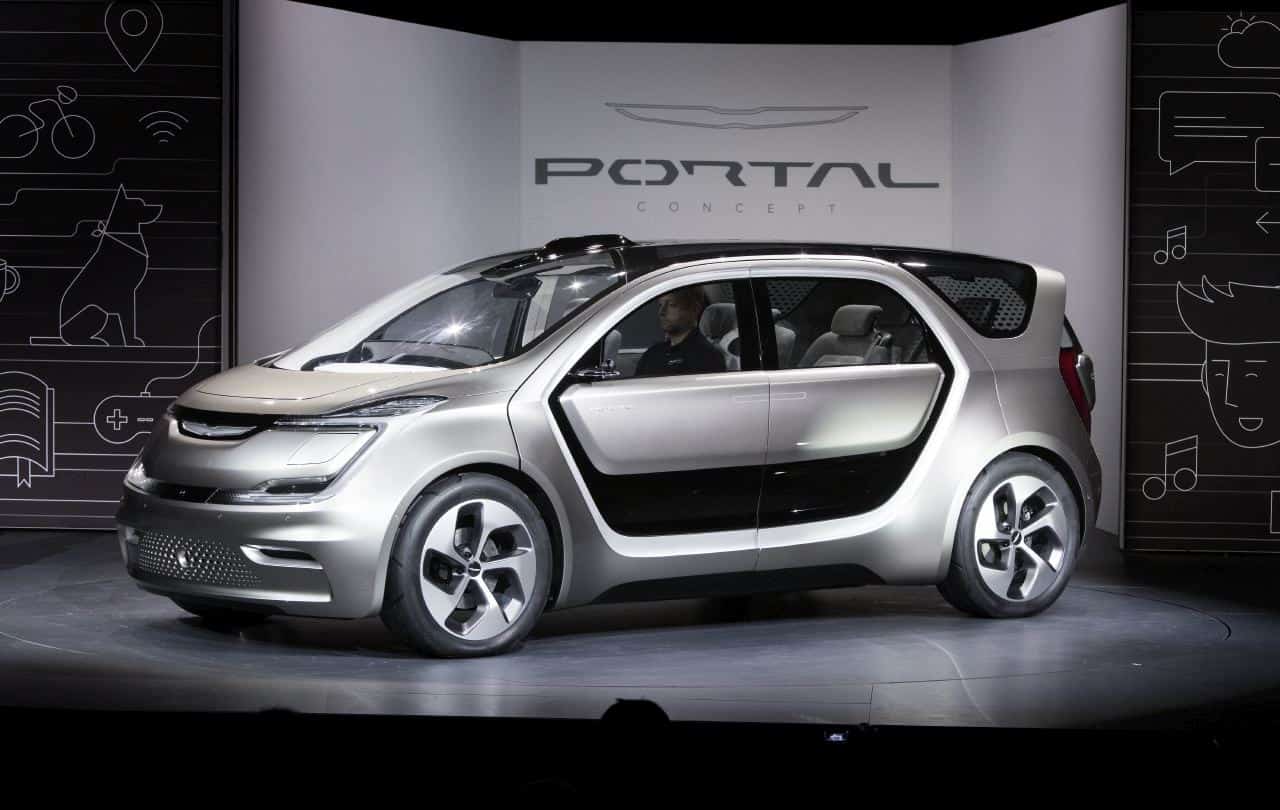 Chrysler Portal self-driving concept world debut