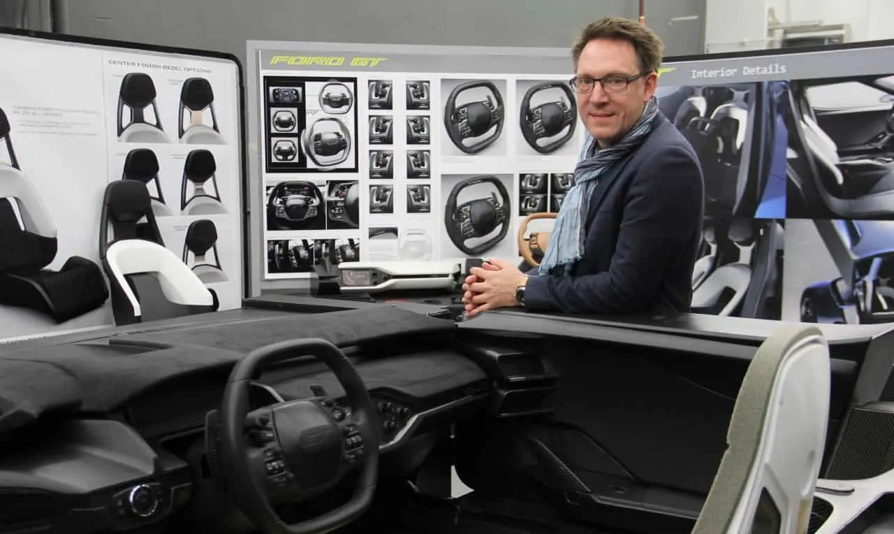 Amko Leenarts inside Ford's basement studio (2016)